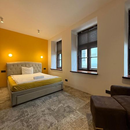 Lovely Two Bedroom In The Old Town Рига Екстериор снимка