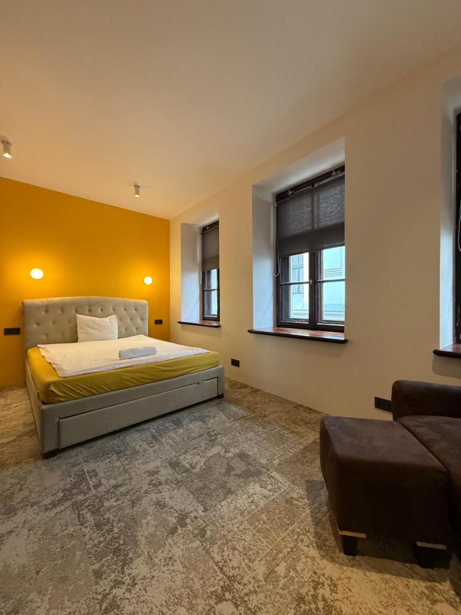 Lovely Two Bedroom In The Old Town Рига Екстериор снимка