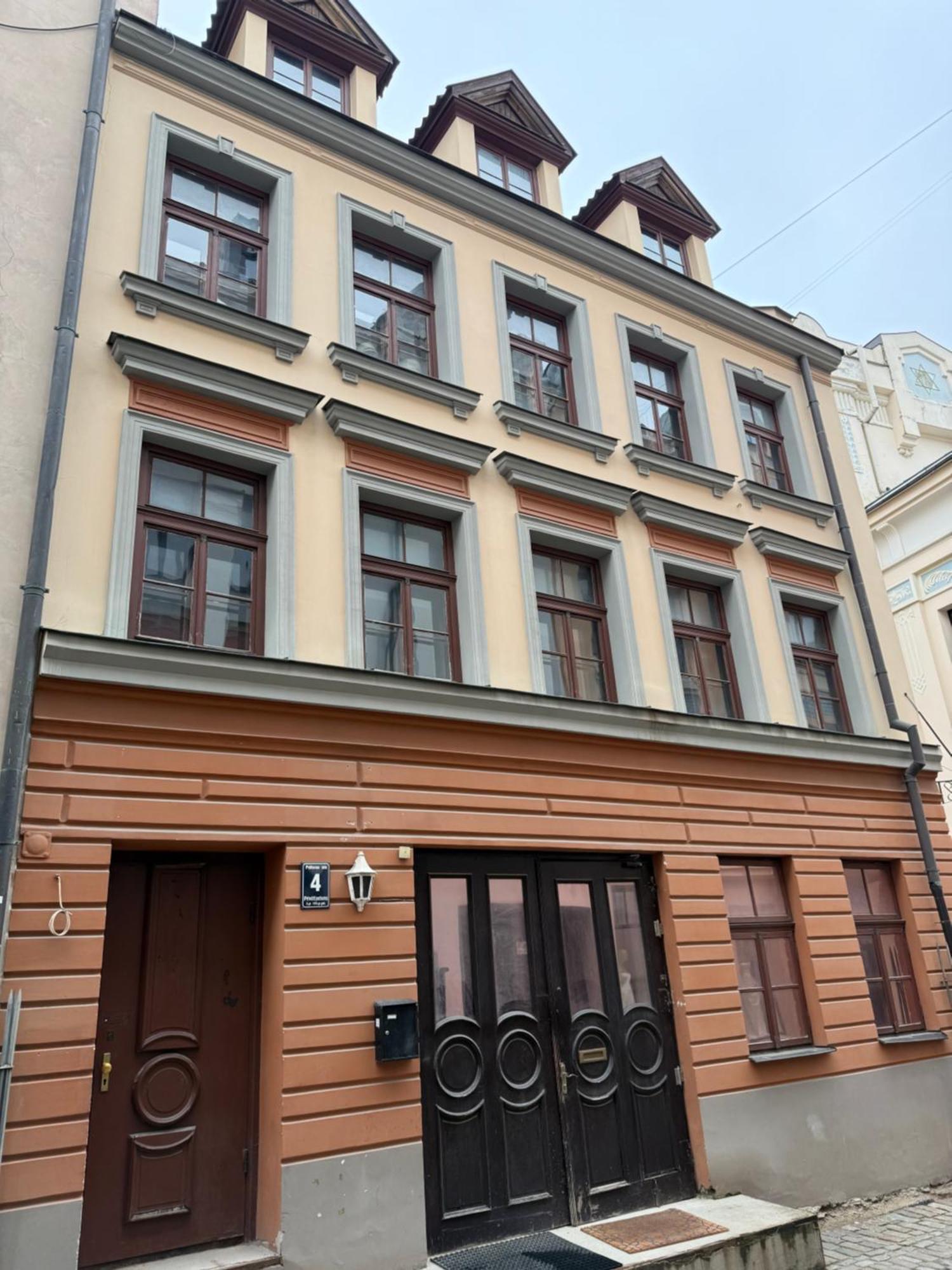 Lovely Two Bedroom In The Old Town Рига Екстериор снимка
